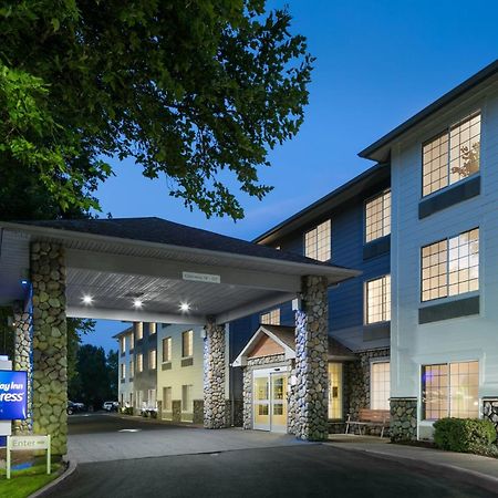 Holiday Inn Express Corvallis-On The River By Ihg Экстерьер фото