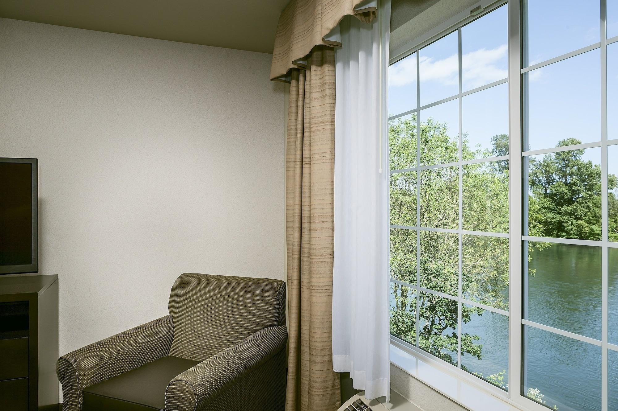Holiday Inn Express Corvallis-On The River By Ihg Экстерьер фото