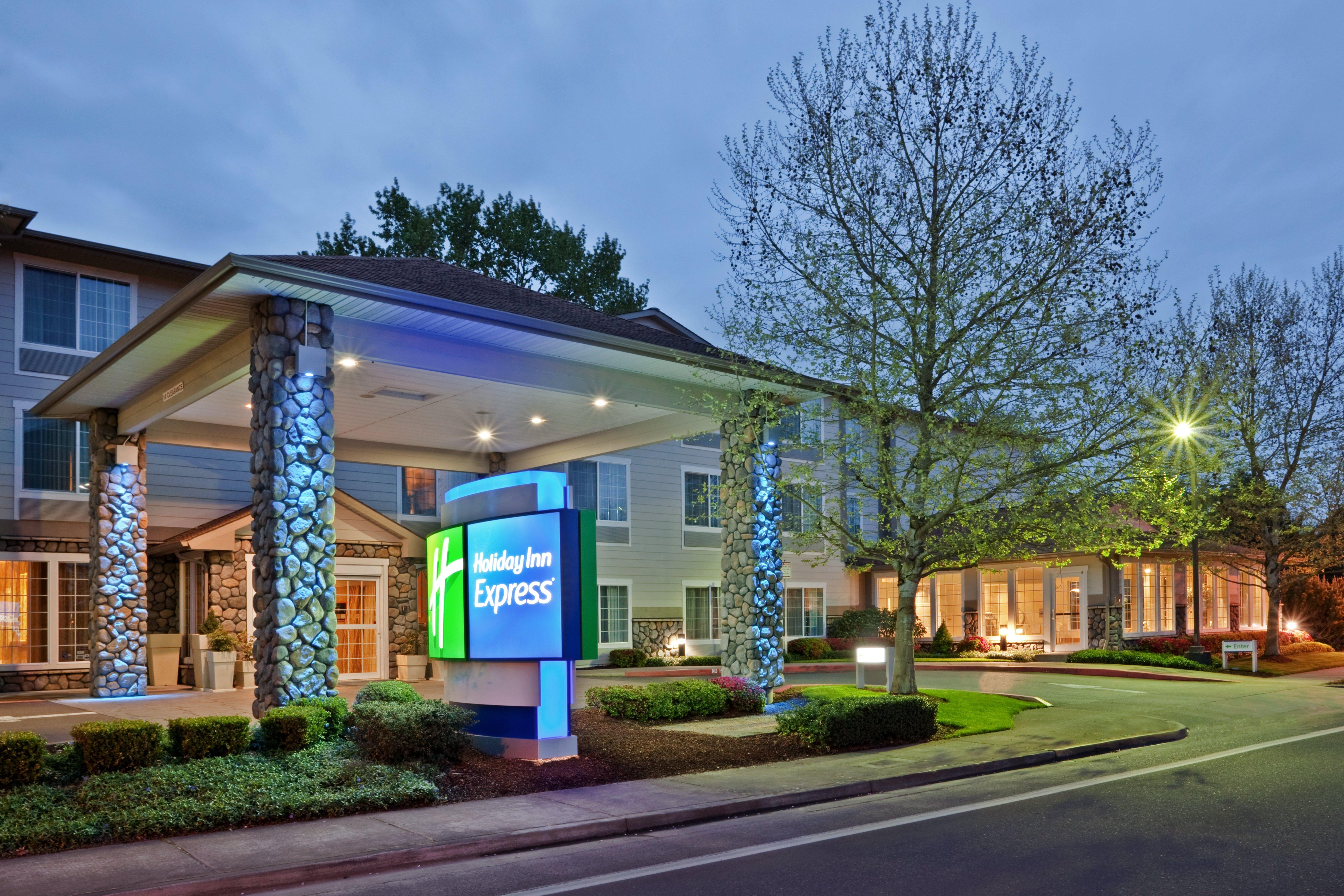 Holiday Inn Express Corvallis-On The River By Ihg Экстерьер фото