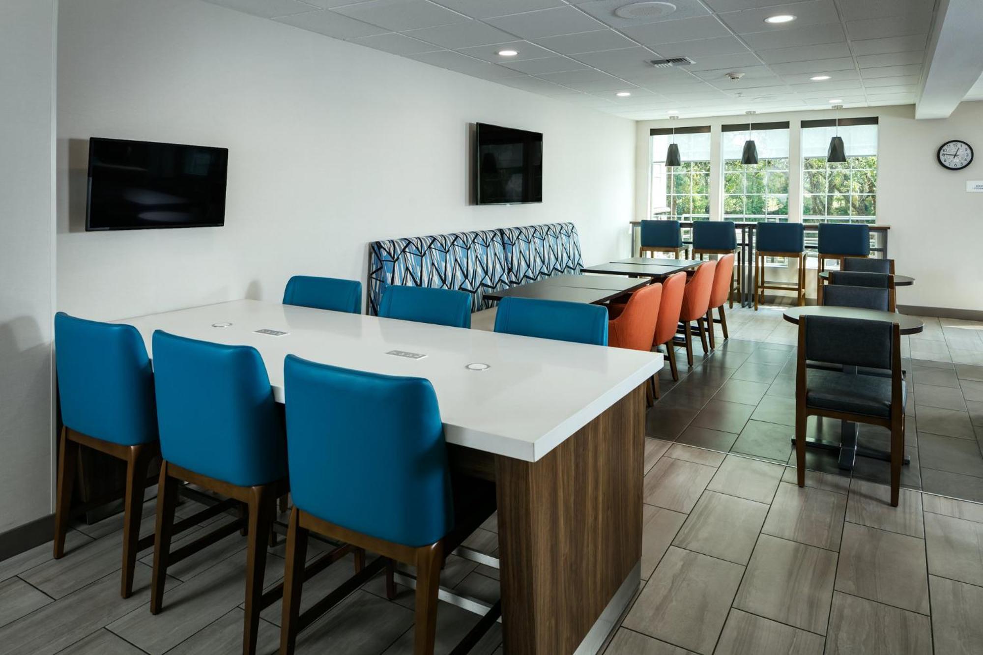 Holiday Inn Express Corvallis-On The River By Ihg Экстерьер фото