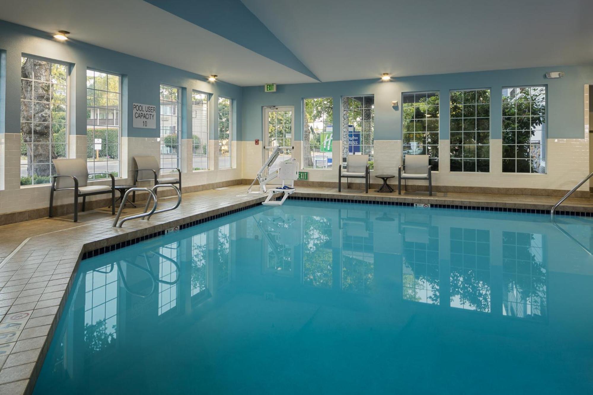 Holiday Inn Express Corvallis-On The River By Ihg Экстерьер фото
